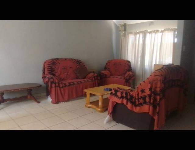 4 BEDROOM HOUSE FOR SALE IN BEYERS PARK
